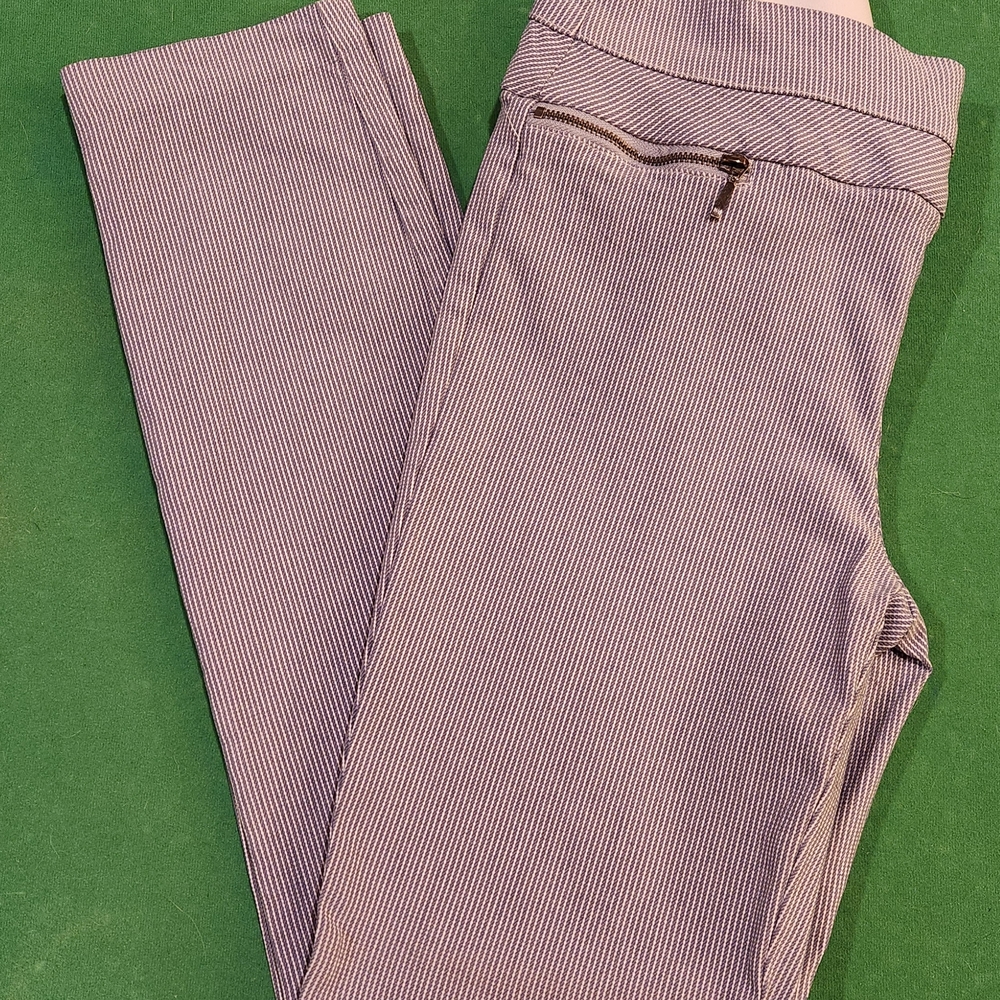 🧡 3 for $20 / Candie's Blue and White Skinny Pants